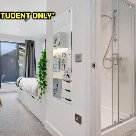 Student Only Zeni Ensuite Rooms, Colchester Exteriér fotografie
