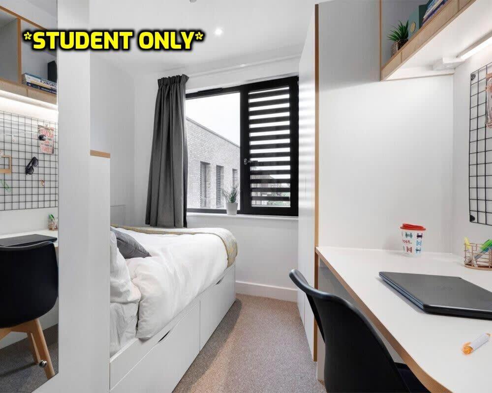 Student Only Zeni Ensuite Rooms, Colchester Exteriér fotografie