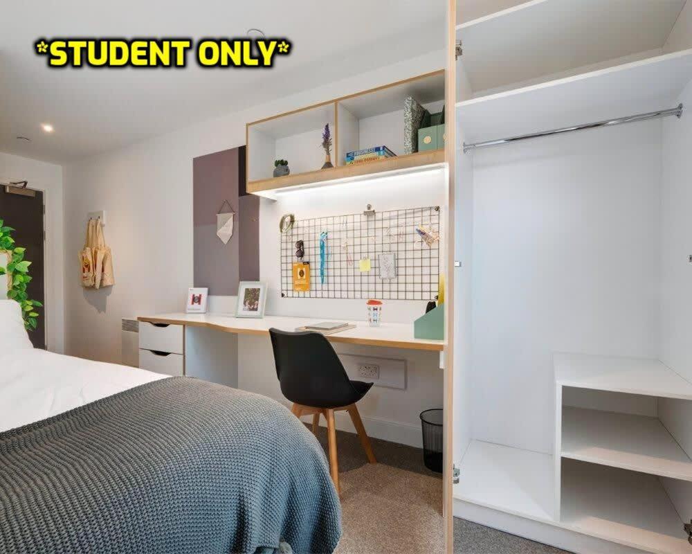 Student Only Zeni Ensuite Rooms, Colchester Exteriér fotografie